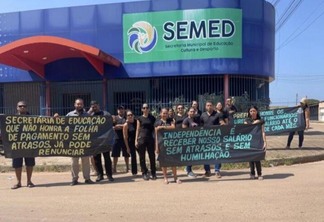 Servidores da Educação chegaram a realizar manifestação este mês, cobrando o pagamento atrasado dos salários. (Foto: Divulgação)
