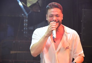 O cantor Wesley Safadão durante show na Expoferr 2023 (Foto: Nizete Franco/FolhaBV)