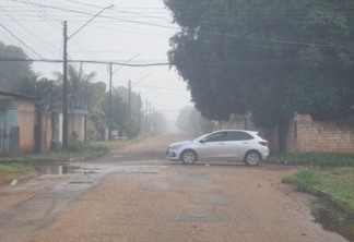 Neblina cobriu vários pontos da capital nesta sexta-feira (9) - Foto: Vanessa Fernandes/Folha BV