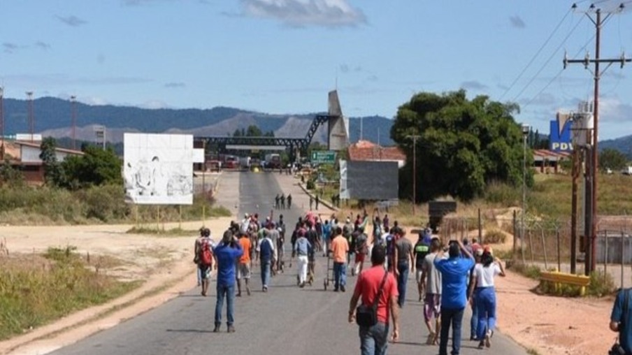 Diariamente, milhares de venezuelanos chegam a Roraima pela fronteira com Pacaraima (Foto: Divulgação)