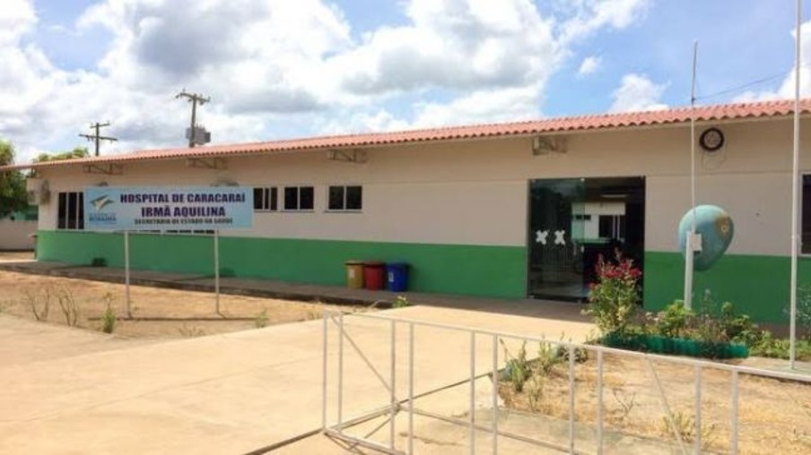 Hospital de Caracaraí, local para onde a vítima foi encaminhada (Foto: Divulgação)