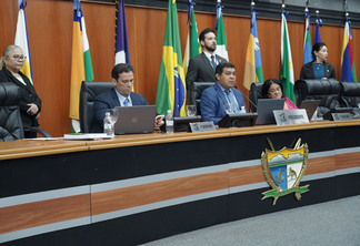 Os deputados da mesa diretora da Assembleia Legislativa de Roraima nesta quarta-feira (4) (Foto: Nonato Sousa/SupCom ALE-RR)