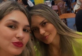 Layse Sampaio da Conceição e Ariane Real da Silva postaram esta foto nas redes sociais antes do acidente (Foto: Reprodução)