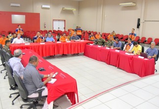 Reunião foi realizada nessa quarta-feira (21) (Foto: Fernando Oliveira/Secom-RR)