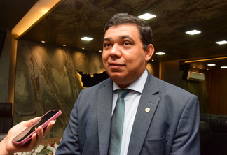 O presidente da Assembleia Legislativa de Roraima, deputado Soldado Sampaio (Foto: Nilzete Franco/FolhaBV)