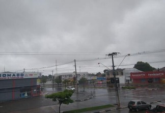 A chuva intensa atingiu 10mm e a temperatura ficou entre 23° e 31° (Foto: Raisa Carvalho/FolhaBV)