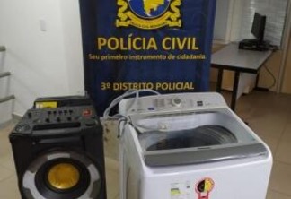 Caixa de som e maquina de lavar apreendidas com o receptador apontado pelo adolescente  -  Foto: Divulgação/PCRR