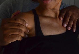Adolescente teria sido estuprada enquanto a irmã mais velha não estava em casa (Foto: Nilzete Franco/FolhaBV)