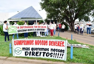 Servidores do Estado cobram melhores condições de trabalho (Foto: Nilzete Franco/FolhaBV)