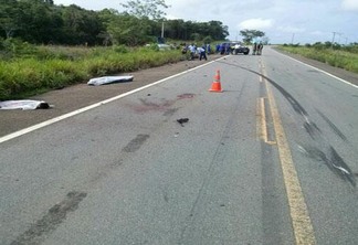 Pai e filho morreram na hora da colisão da moto em que eles estavam com um caminhão, na BR-174 (Foto: Divulgação)