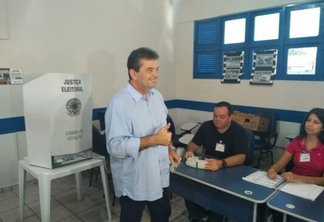 O ex-governador relatou que está otimista para vencer o segundo turno (Foto: Minervaldo Lopes/Folha BV)