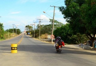 Quadrilha levava as motos para a Guiana pela BR-401 (Foto: Nilzete Franco/Folha BV)