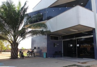 Caso foi registrado na Central de Flagrantes no 5º Distrito Policial e o homem encaminhado para audiência de custódia (Foto: Priscila Torres/Folha BV)
