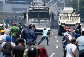 Clima de tensão na Venezuela se intensificou após declaração feita pelo líder da oposição, Juan Guaidó (Foto: Federico Passa/AFP)