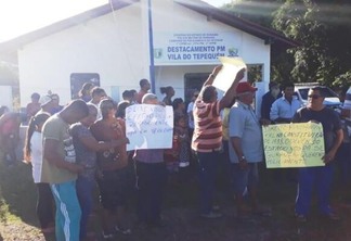 Moradores pedem para que Governo não feche destacamento da PM na Vila Tepequém (Foto: Divulgação)