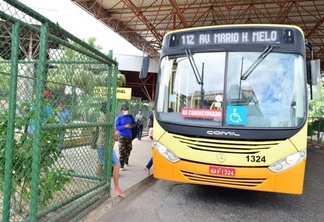 Frota de ônibus está reduzida desde publicação de decretos da PMBV. Foto: Nilzete Franco/Folha Bv
