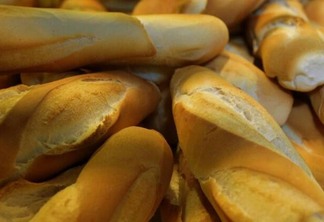 Pão branco é um dos alimentos a serem evitados (Foto: FolhaBV)