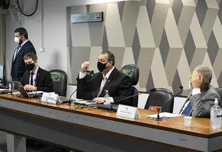 O senador Omar Aziz foi eleito presidente da comissão, Renan Calheiros é o relator e o vice-presidência é Randolfe Rodrigues (Foto: Jefferson Rudy/Agência Senado)
