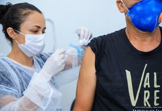 A aplicação da vacina contra a Influenza (Gripe) para os grupos que fazem parte da terceira etapa da campanha de vacinação segue até o dia 9 de julho (Foto: Divulgação)