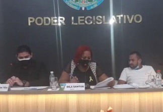 A mesa diretora da Câmara Municipal de Pacaraima (Foto: Reprodução/TV Câmara)