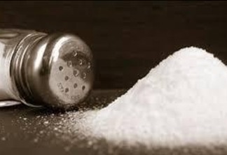 Habitantes das Américas consomem entre 8,5 e 15 gramas de sal por dia, quantidade três vezes maior do que a recomendada pela Organização Mundial da Saúde. (Foto: Divulgação)