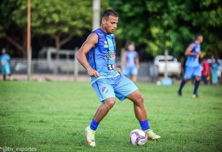 Volante Gerson Belão na contenção do Mundão há seis temporadas. Crédito: Hélio Garcias/BV Esportes (Foto: Divulgação)