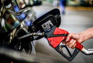 Os sucessivos aumentos no preço dos combustíveis geraram queda de braço entre o governo federal e os estados (Foto: Marcello Casal Jr)