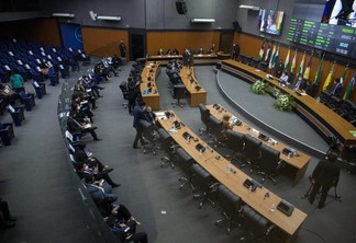 O plenário da Assembleia Legislativa de Roraima nesta quarta-feira (Foto: Tiago Orihuela/SupCom ALE-RR)
