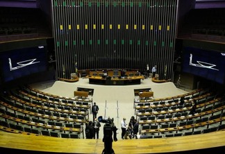 Foram 246 votos favoráveis e 202 contrários à proposta (Foto: Antonio Cruz/Agência Brasil)