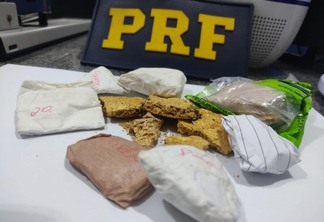 O material e os envolvidos foram encaminhados à Polícia Federal para as providências legais e cabíveis (Foto: Divulgação/PRF)