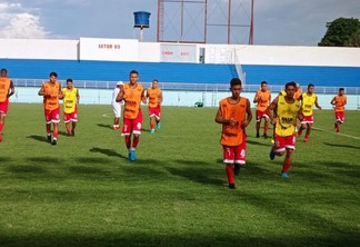 Time roraimense treina no campo de jogo pela Copa Verde (Foto: Vânia Pereira/Náutico)