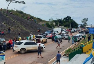 Fronteira do Brasil com a Venezuela foi bloqueada totalmente em Pacaraima (Foto: Divulgação)