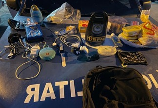 Material recuperado pela polícia (Foto: Divulgação)