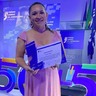 A fotojornalista Nilzete Franco recebe o Prêmio Sebrae na etapa estadual (Foto: Divulgação)