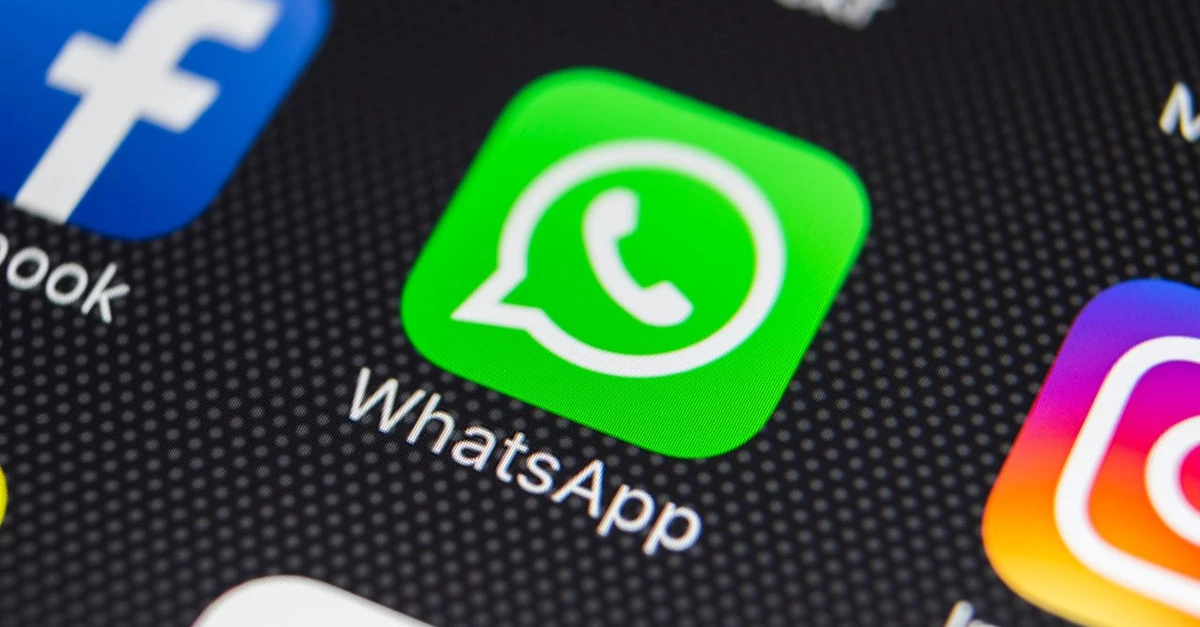 Whats app receives update and responds to old user requests
