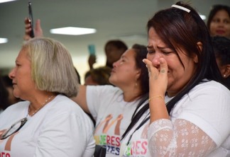 As beneficiárias se emocionaram durante o evento (Foto: Nilzete Franco/FolhaBV)