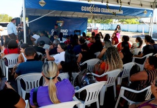 Cerimônia de entrega das carteiras de habilitação do programa CNH Cidadã (Foto: Wenderson Cabral/FolhaBV)