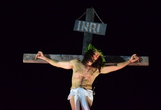 Ator Eriberto Leão interpretou Jesus na 40ª edição do espetáculo A Paixão de Cristo em Mucajaí (Foto: Nilzete Franco/FolhaBV)