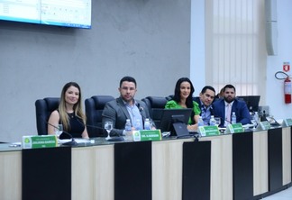 A mesa diretora da Câmara Municipal de Boa Vista, presidida pelo vereador Genilson Costa, nesta terça-feira (Foto: Reynesson Damasceno/CMBV)