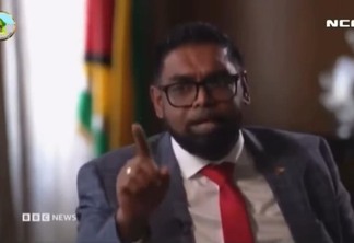 Presidente da Guiana, Irfaan Ali, em entrevista à rede britânica BBC (Foto: Reprodução)