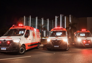 Novas ambulâncias do Samu entregues para a Secretaria Municipal de Saúde (Foto: Giovani Oliveira/Semuc)