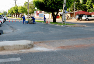 No dia do acidente, moradores da proximidade relataram à FolhaBV que era necessário a aplicação de um semáforo. (Foto: Wenderson Cabral/FolhaBV)
