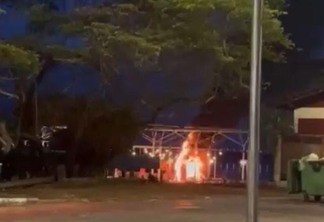 Incêndio atinge decoração de Natal na Orla Taumanan