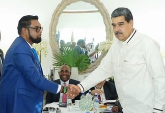 Presidente guianense Irfaan Ali e ditador venezuelano Nicolás Maduro (Foto: Instagram Irfaan Ali)