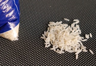 Ao incorporar o arroz em sua dieta de maneira inteligente e equilibrada, você pode desfrutar dos muitos benefícios à saúde *Foto: Raisa Carvalho)