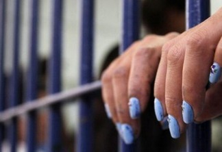 As duas travestis de 22 e 27 anos tiveram a prisão preventiva decretada em audiência de custódia - Foto: Divulgação