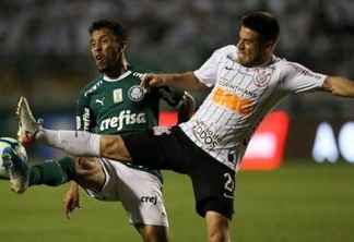Marcos Rocha e Ramiro no empate entre Palmeiras e Corinthians no Brasileirão de 2019, no Dérbi 362 (Imagem: César Greco/Palmeiras)