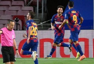 Lionel Messi comemora após marcar pelo Barcelona Getty Images
