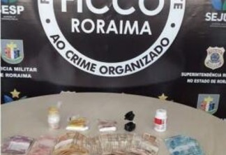 Foram encontrados aproximadamente R$ 6.000,00 e uma pequena quantidade de cocaína pronta para venda (Foto: Divulgação)