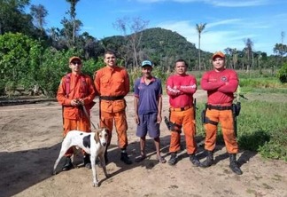 Após 11 dias, o agricultor foi localizado pela equipe do Corpo de Bombeiros com ajuda de cão farejador. (Foto: Divulgação)